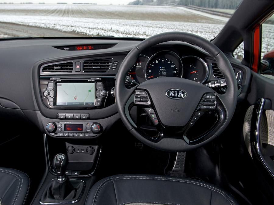 Kia pro_cee&rsquo;d EcoDynamics 2013 года  (UK) (фото 2 из 18)
